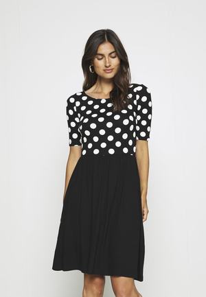 Women's Anna Field BOAT NECK PRINT WITH SOLID Dress Black | MLIGZFU-31