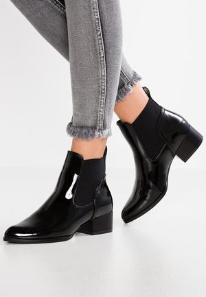 Women's Anna Field Classic Block heel Slip on Ankle Boots Black | LKZGISY-06