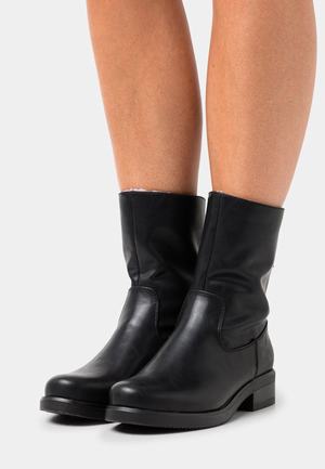 Women's Anna Field Classic Block heel Zip UP Ankle Boots Black | LWMUJEK-14