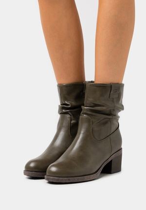 Women's Anna Field Classic Block heel Zip UP Ankle Boots Olive | OXIDWPS-20