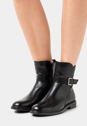 Women's Anna Field Classic Flat Zip UP Ankle Boots Black | GHOCBFN-30