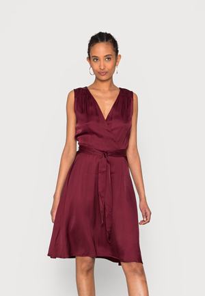 Women's Anna Field Cocktail Party Dress Burgundy | PQKJIXZ-62