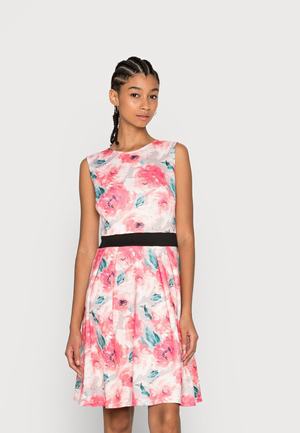 Women's Anna Field Day Dress Light Pink | KETOUSJ-76