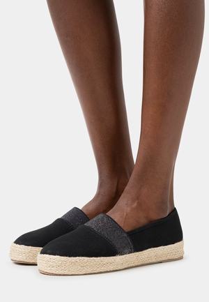 Women's Anna Field Espadrille Flat Slip on Low Shoes Black | FNLDMWT-73