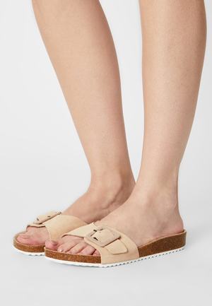 Women's Anna Field Flat Slip on Mules Beige | NVLIAJW-23