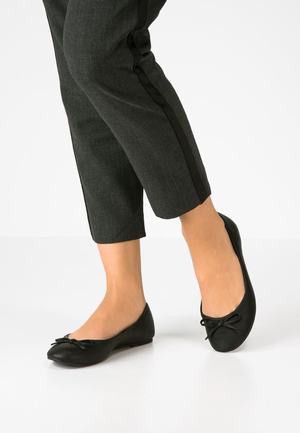 Women's Anna Field Flat Slip on Pumps Black | LZEMPAB-38