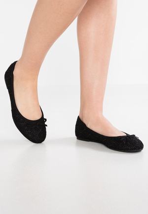 Women's Anna Field Flat Slip on Pumps Black | RYUODQJ-16