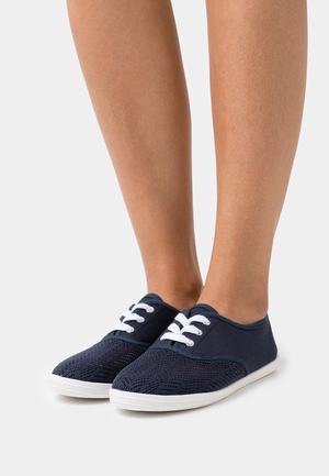 Women's Anna Field Flat Sneakers Dark Blue | ZUNSFBT-75