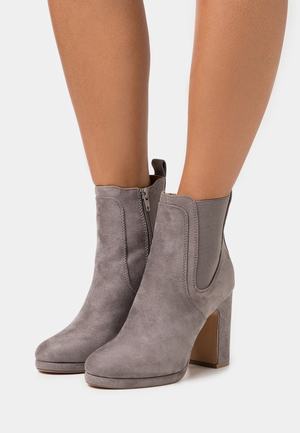 Women's Anna Field Heeled Block heel Zip UP Ankle Boots Light Grey | ATCVBFD-49