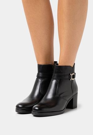 Women's Anna Field LEATHER Block heel Zip UP Ankle Boots Black | JUIGVMW-57