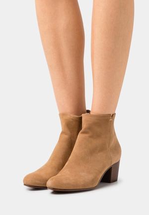 Women's Anna Field LEATHER Block heel Zip UP Ankle Boots Beige | XALVWRD-69