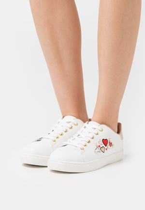 Women's Anna Field LOVE Sneakers White | PKUGVJT-25