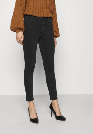 Women's Anna Field Slim Fit Jeans Black | JDRZLWE-28