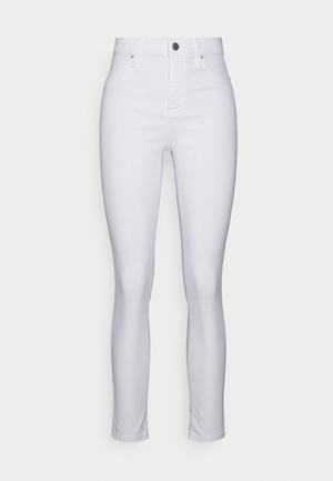 Women's Anna Field Slim Fit Jeans White | WTJVQEO-29