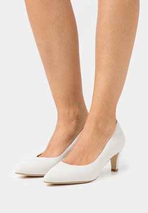 Women's Anna Field Slip on Heels White | RETBZIF-30