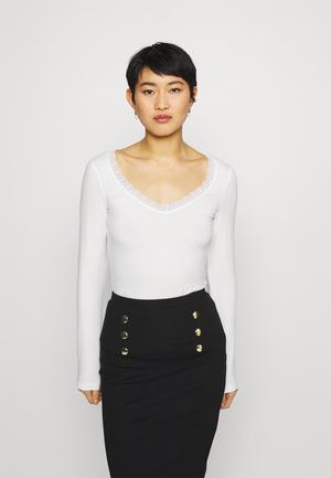 Women's Anna Field Tops White | ZBOQEJR-80