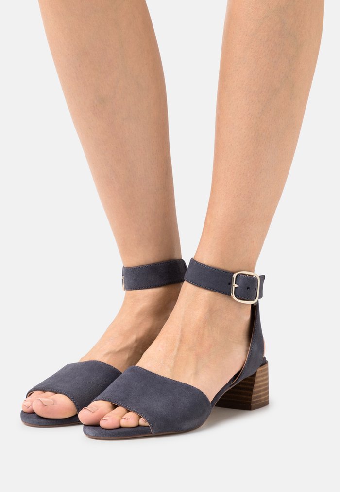 Women\'s Anna Field LEATHER Block heel Buckle Sandals Dark Blue | VUCBTOH-31